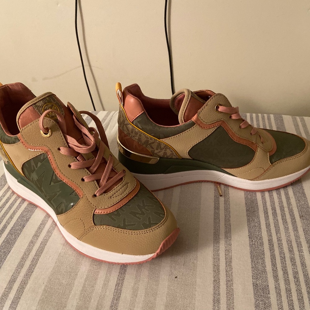 Michael Kors Sneakers